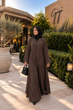 Bild in den Galerie-Viewer laden, Floralina Floral Button Abaya – Flower Embellished Modest Abaya