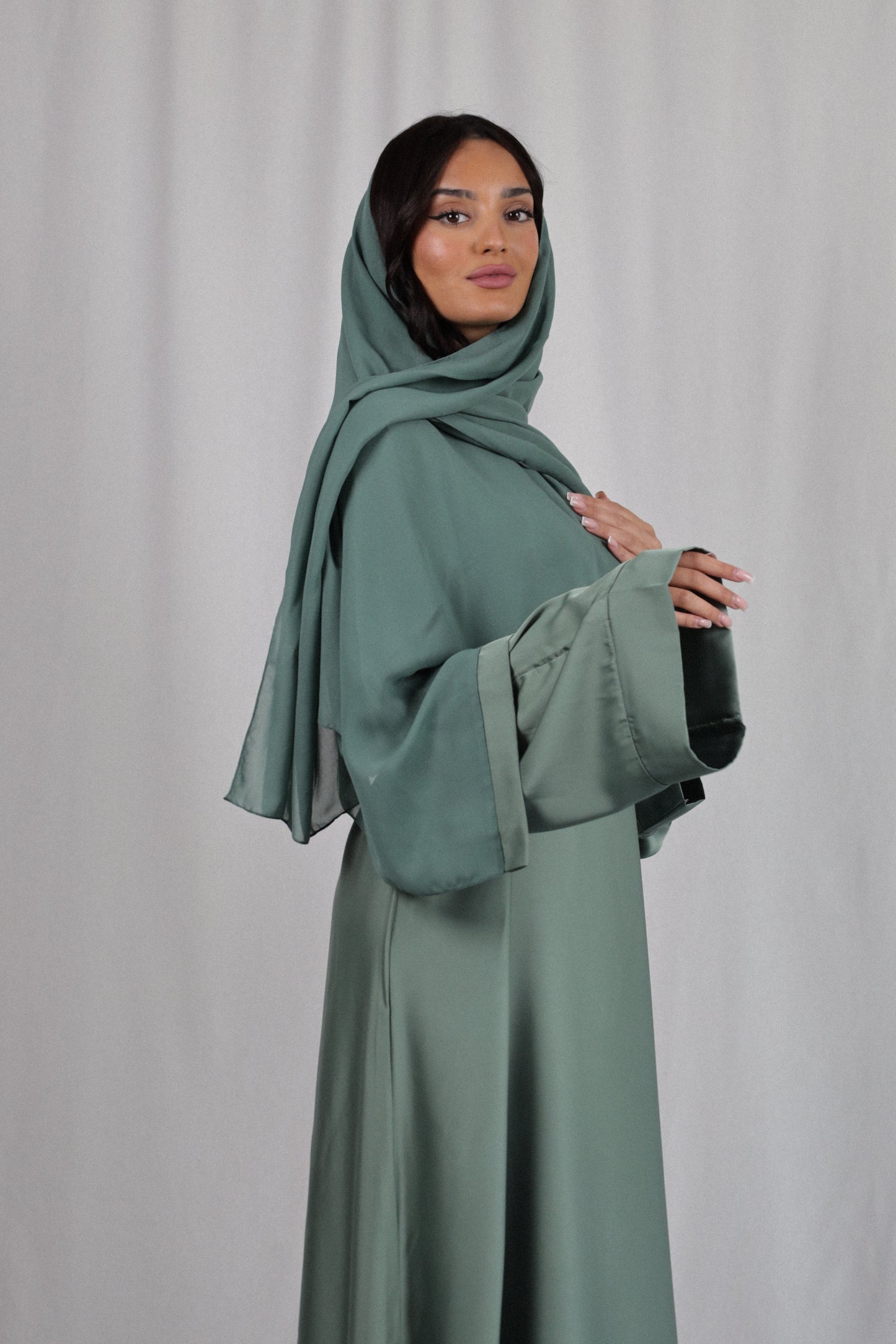 Satin Basic | Emerald Green