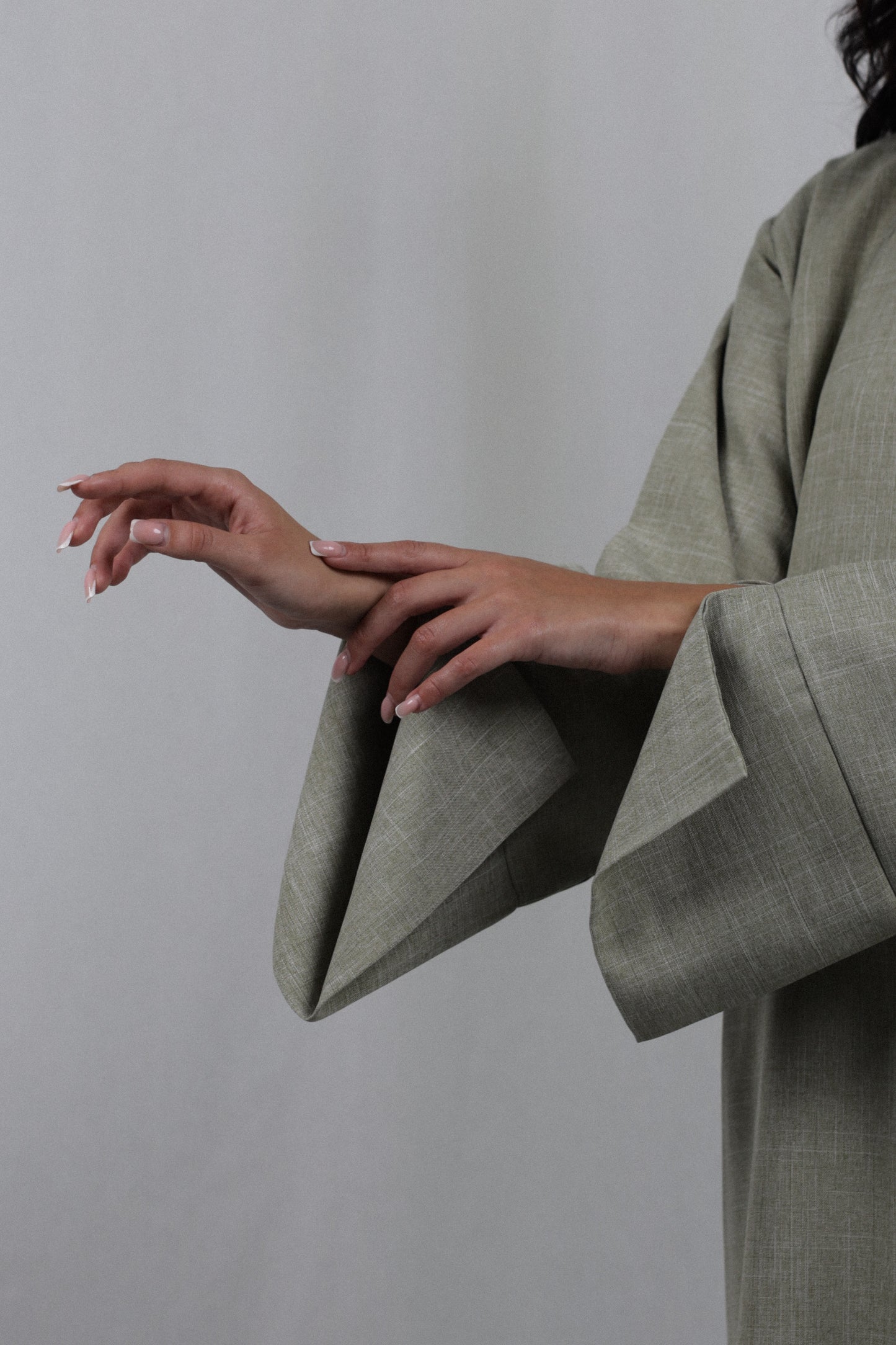 Linen Pocket Abaya | Sage Green
