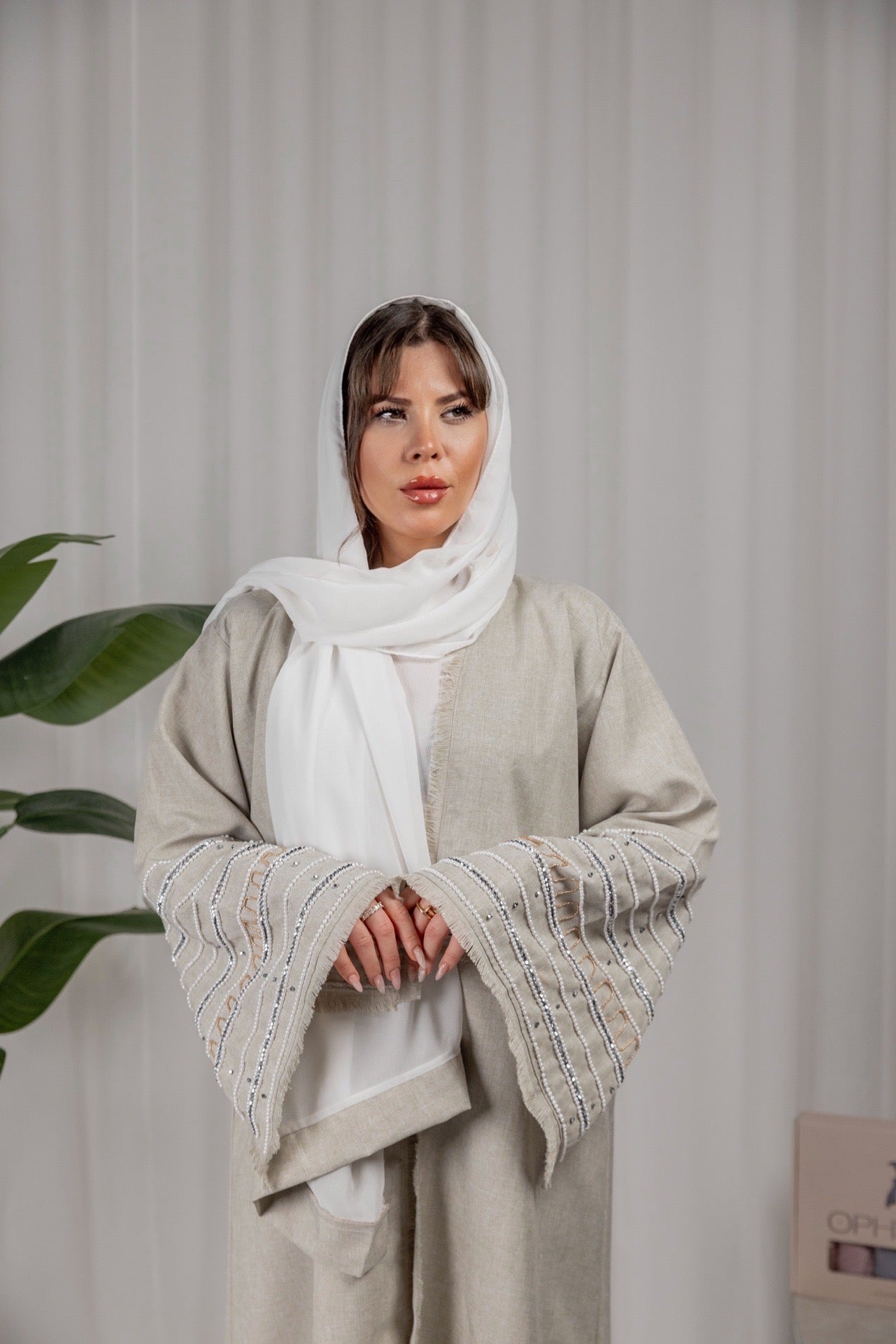 Pearl Linen Abaya - Beige