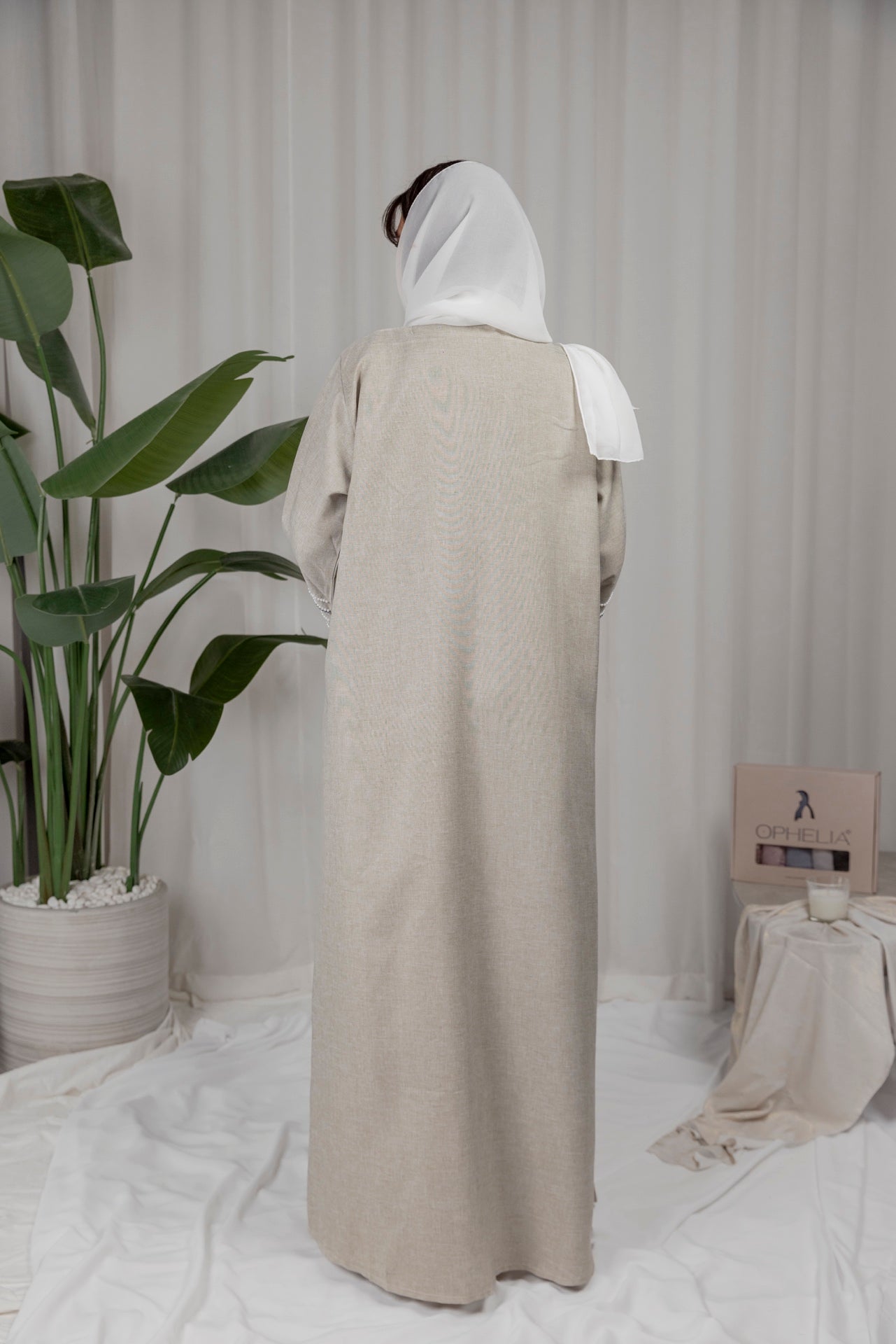 Pearl Linen Abaya - Beige