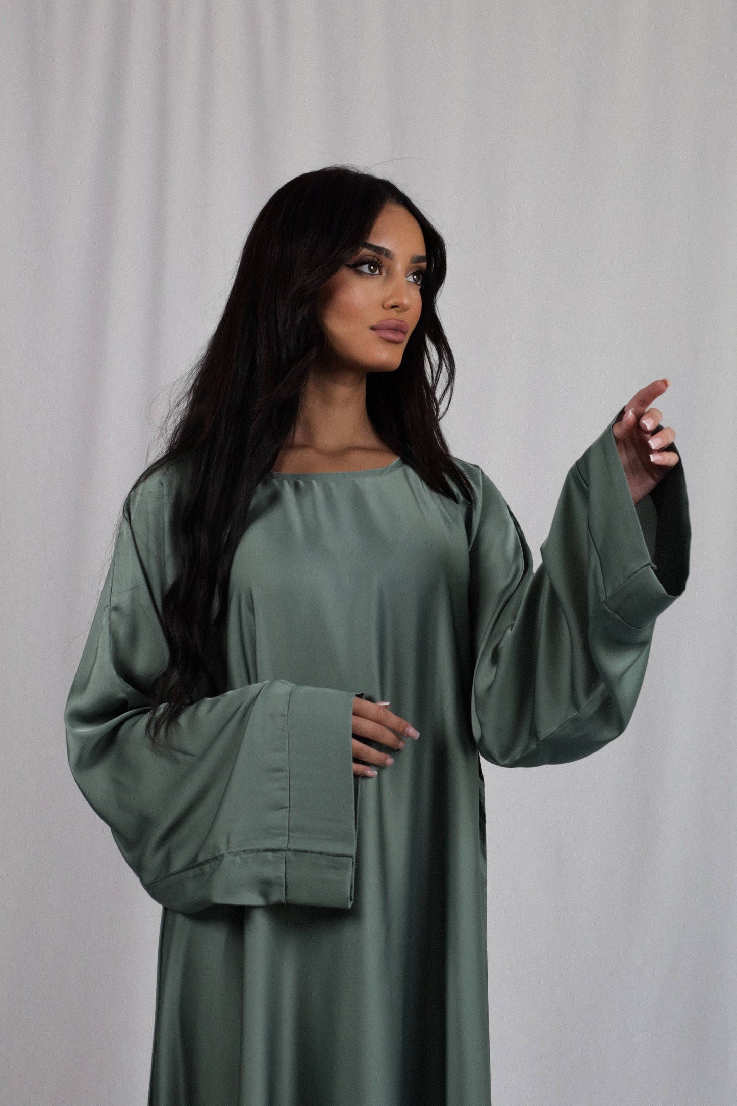 Satin Basic | Emerald Green