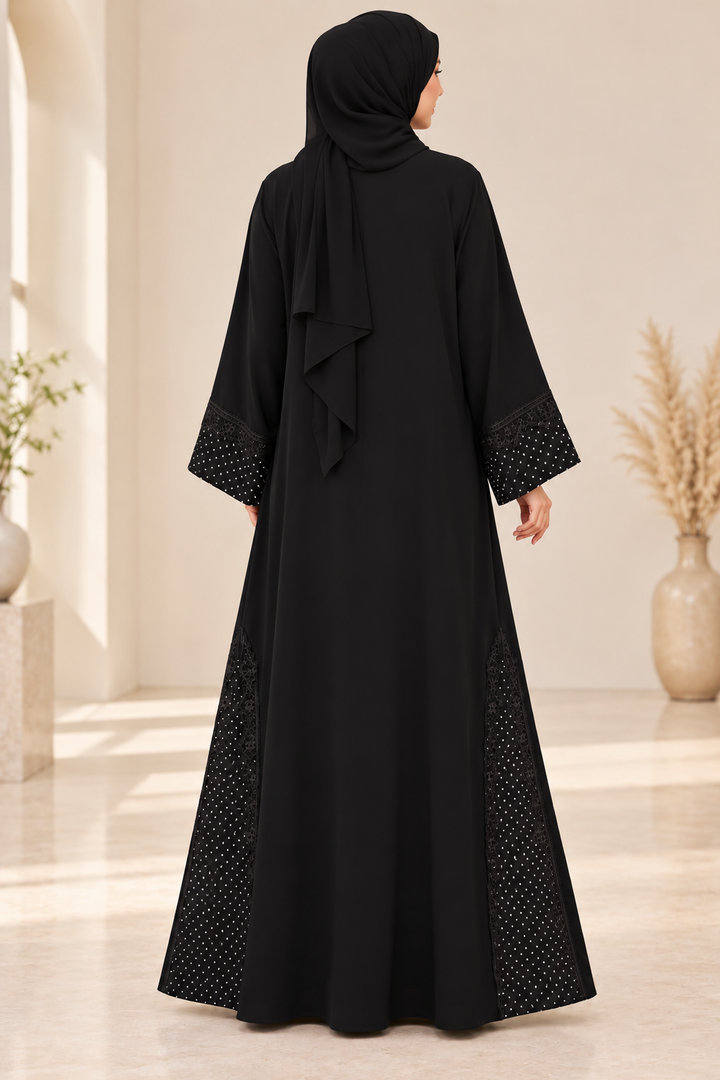 Élodie Noir – Luxury Polka-Dot Lace Abaya