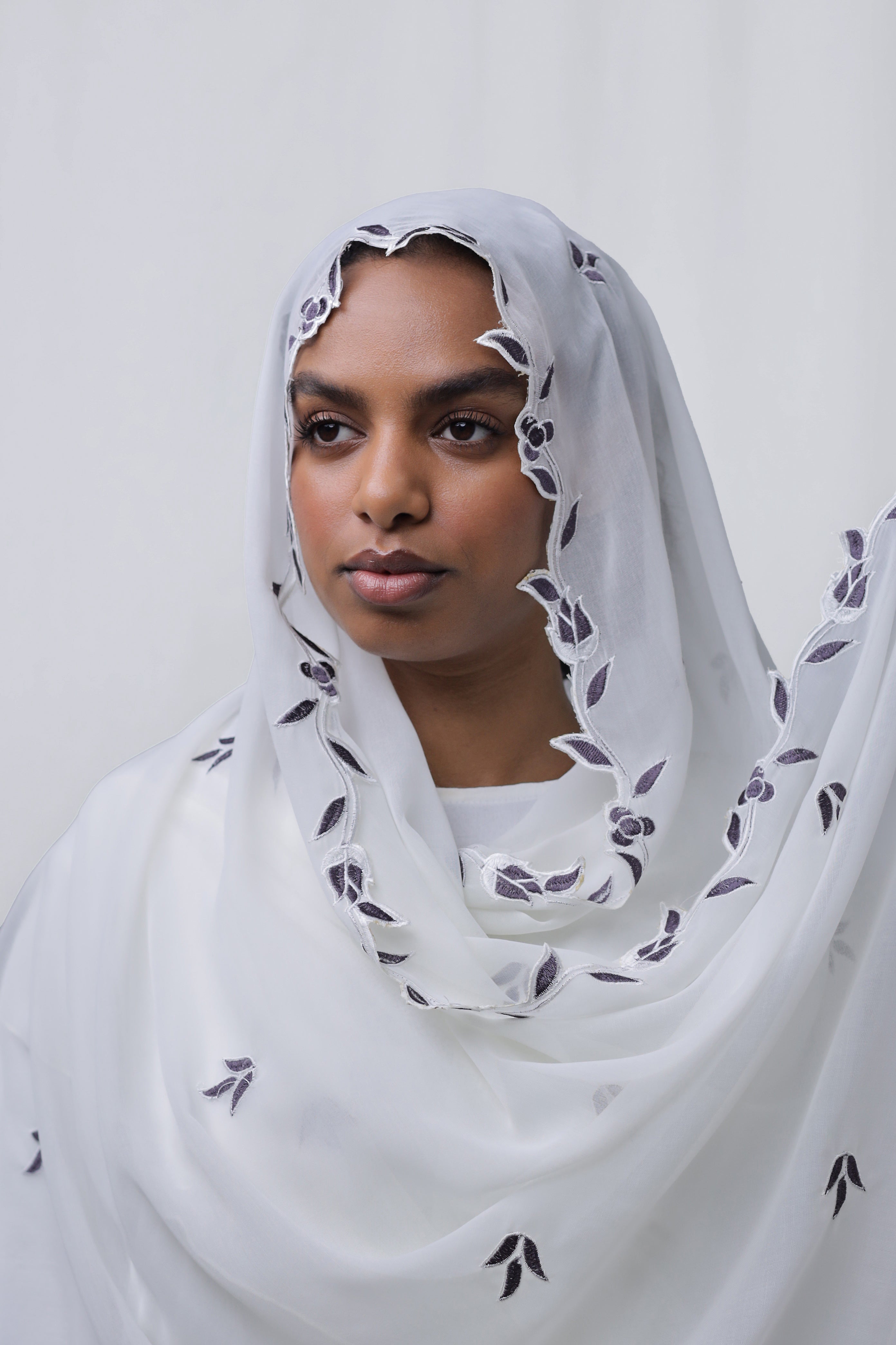 Embrodery | White