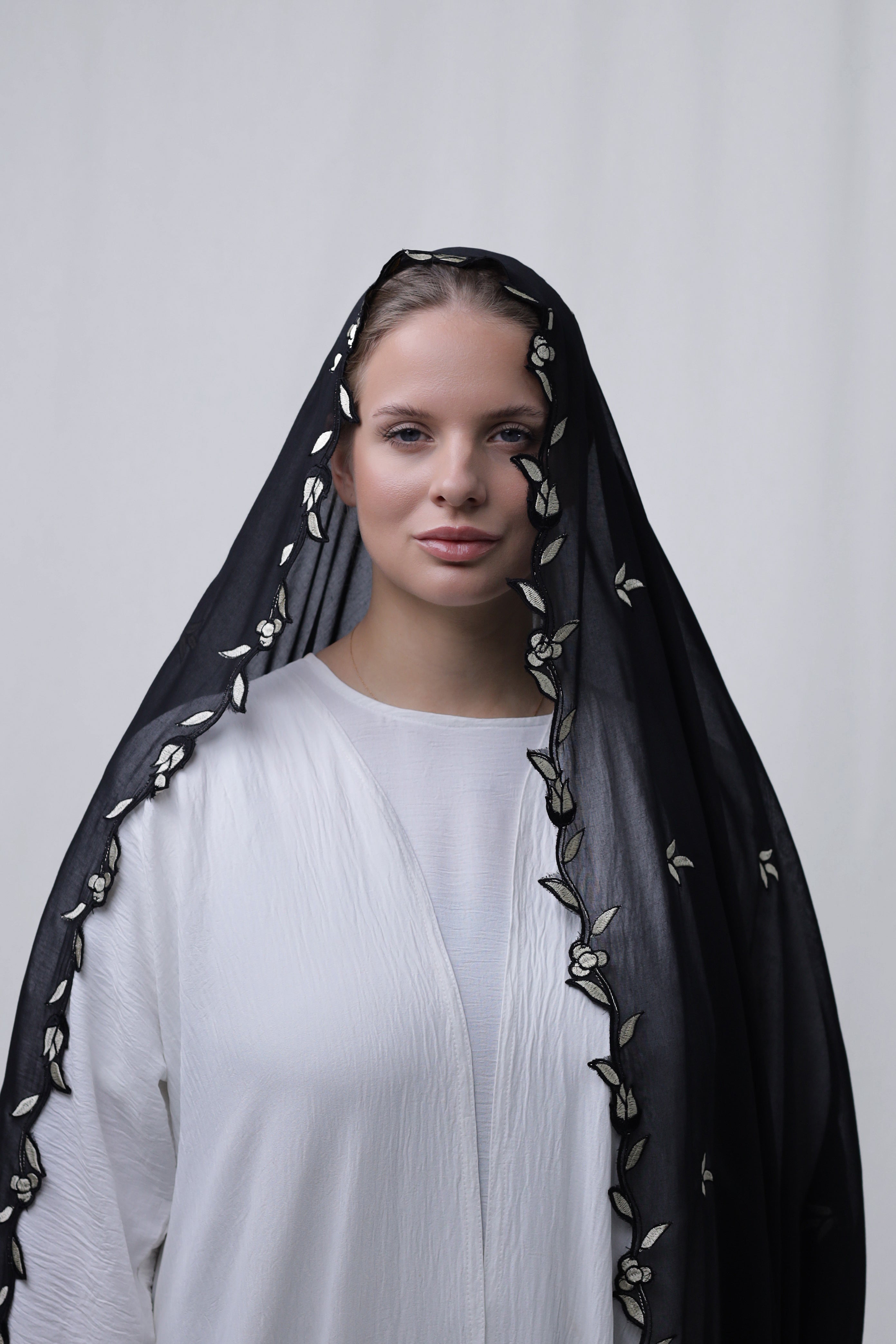 Embrodery | Black