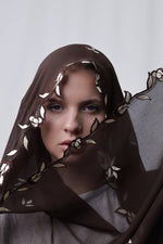 Charger l&#39;image dans la visionneuse de galerie, Embrodery | Chocolate
