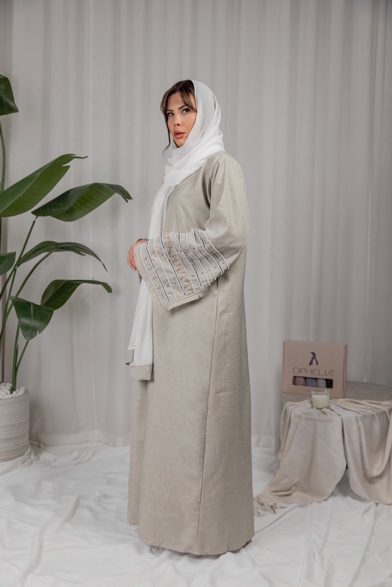 Pearl Linen Abaya - Beige