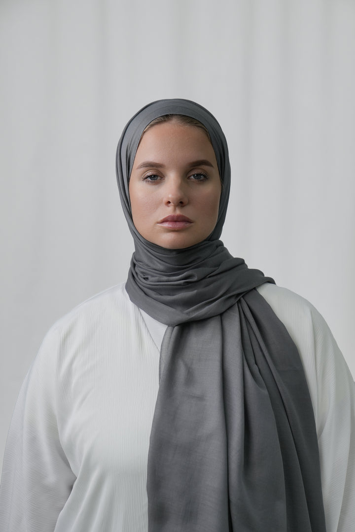 Sada Hijab | Steingrau