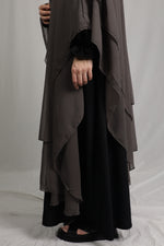Bild in den Galerie-Viewer laden, Khimar - Braun
