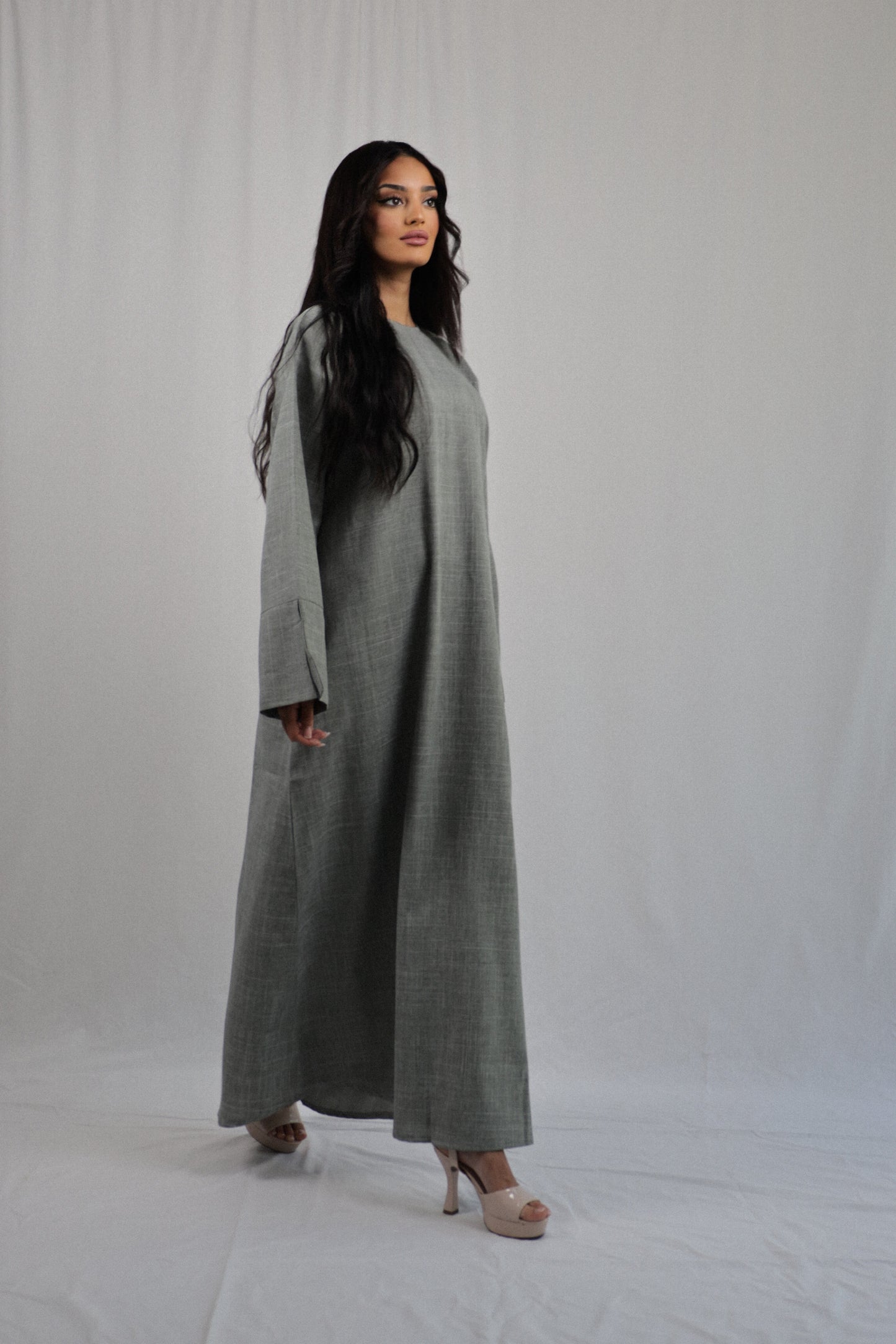 Linen Pocket Abaya | Greeneige