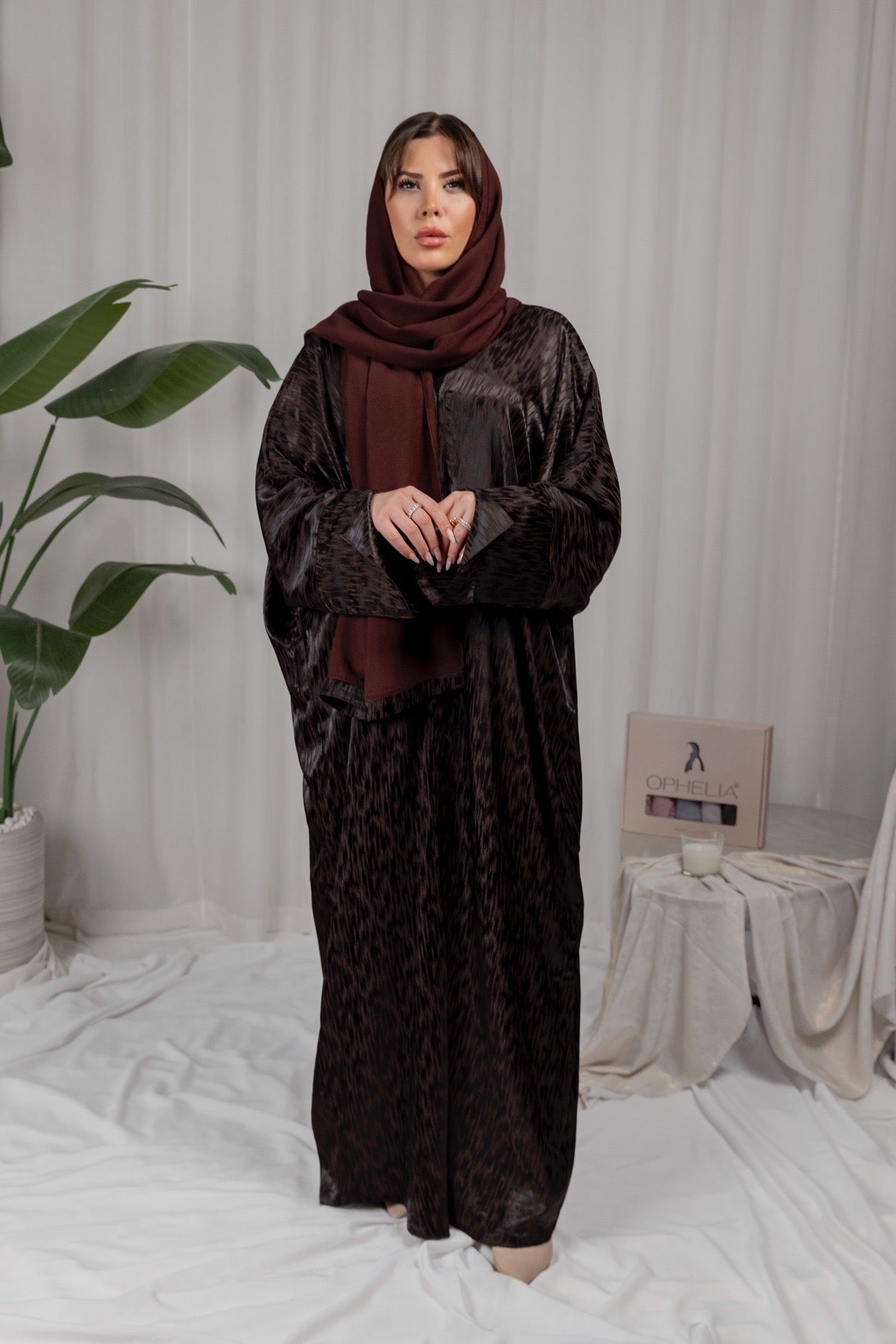 Vera Abaya - Brown