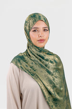 Charger l&#39;image dans la visionneuse de galerie, Luxury Hijab | Golden Forest
