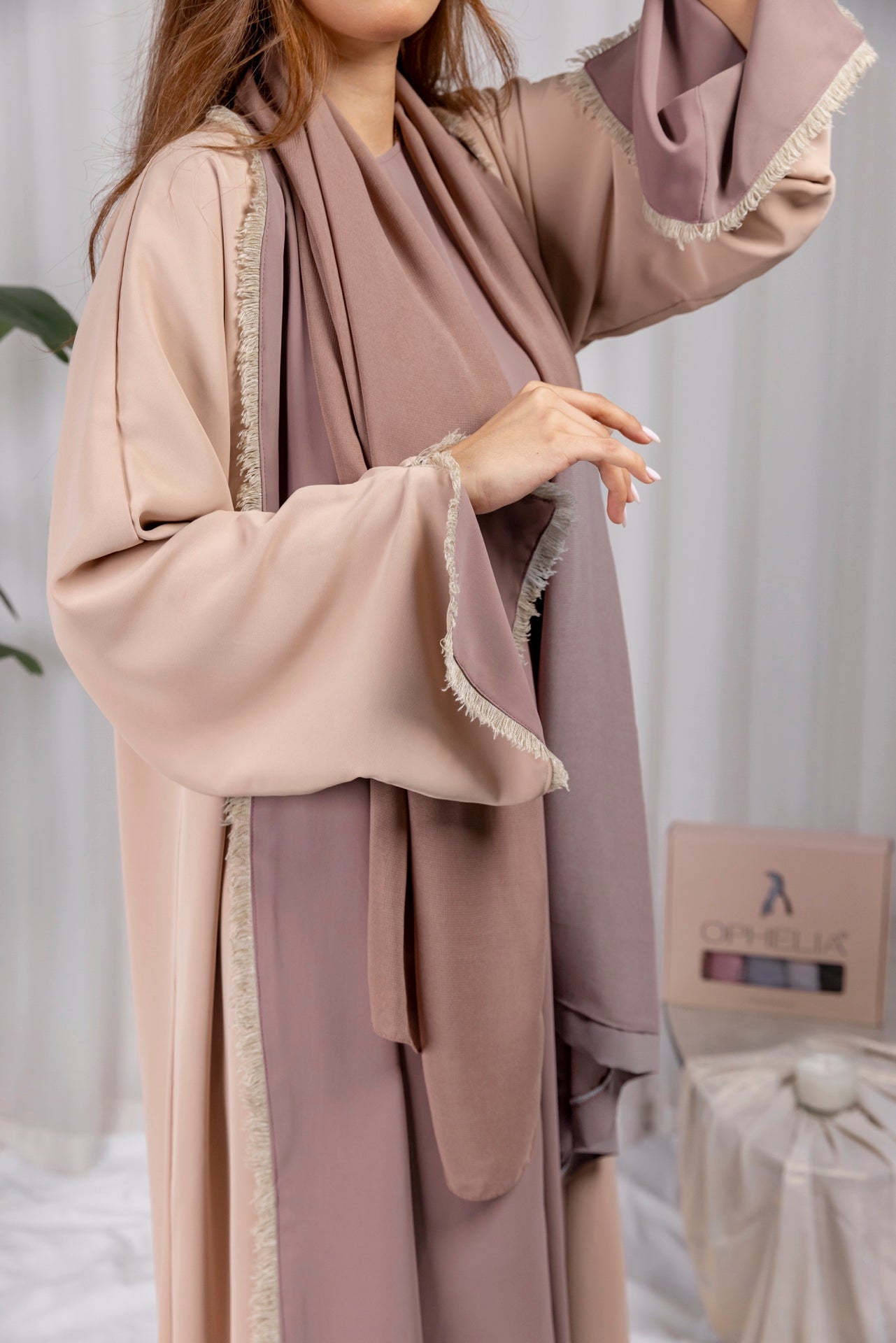 Astra Abaya - Beige-Rose