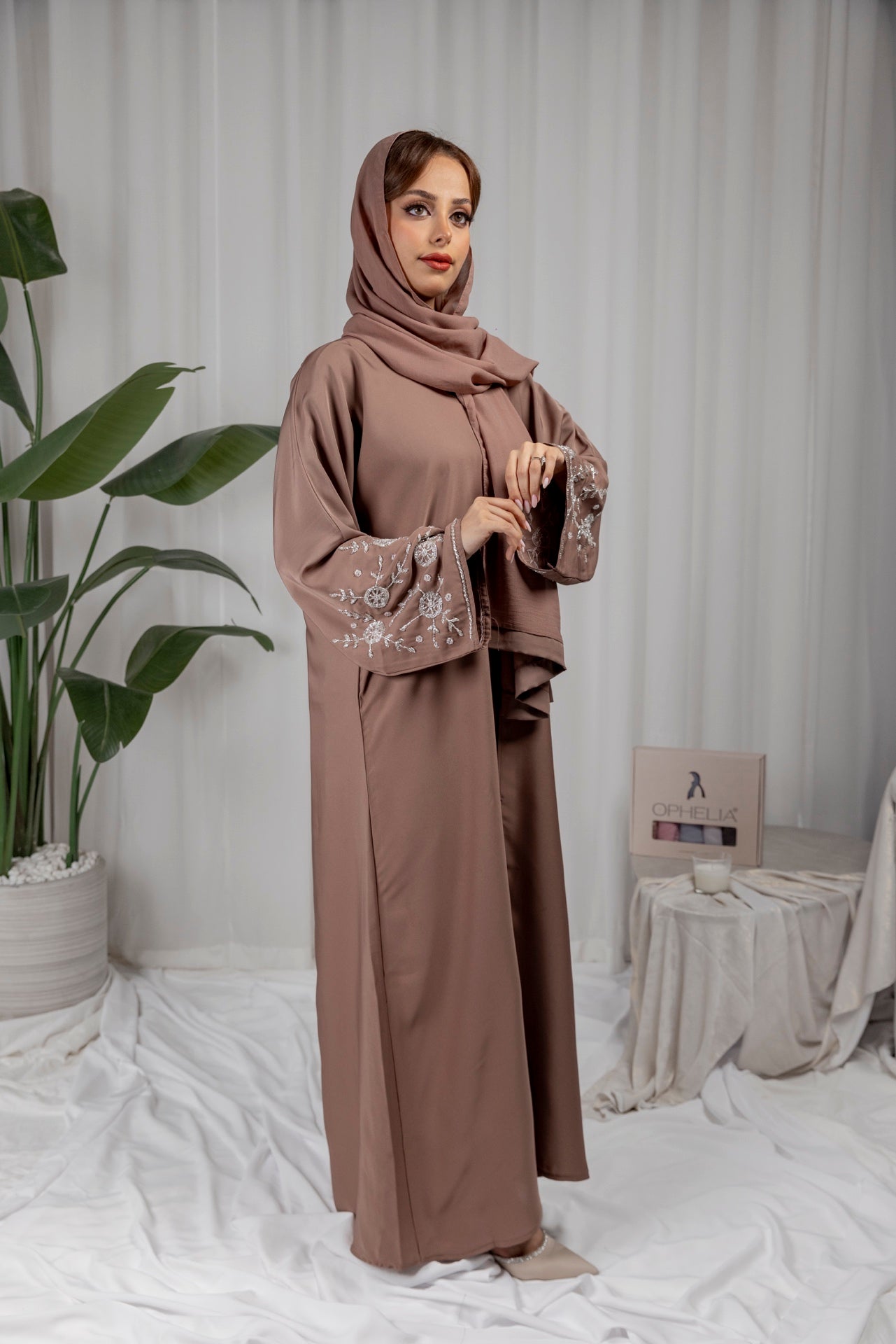 Maia Abaya - Pink