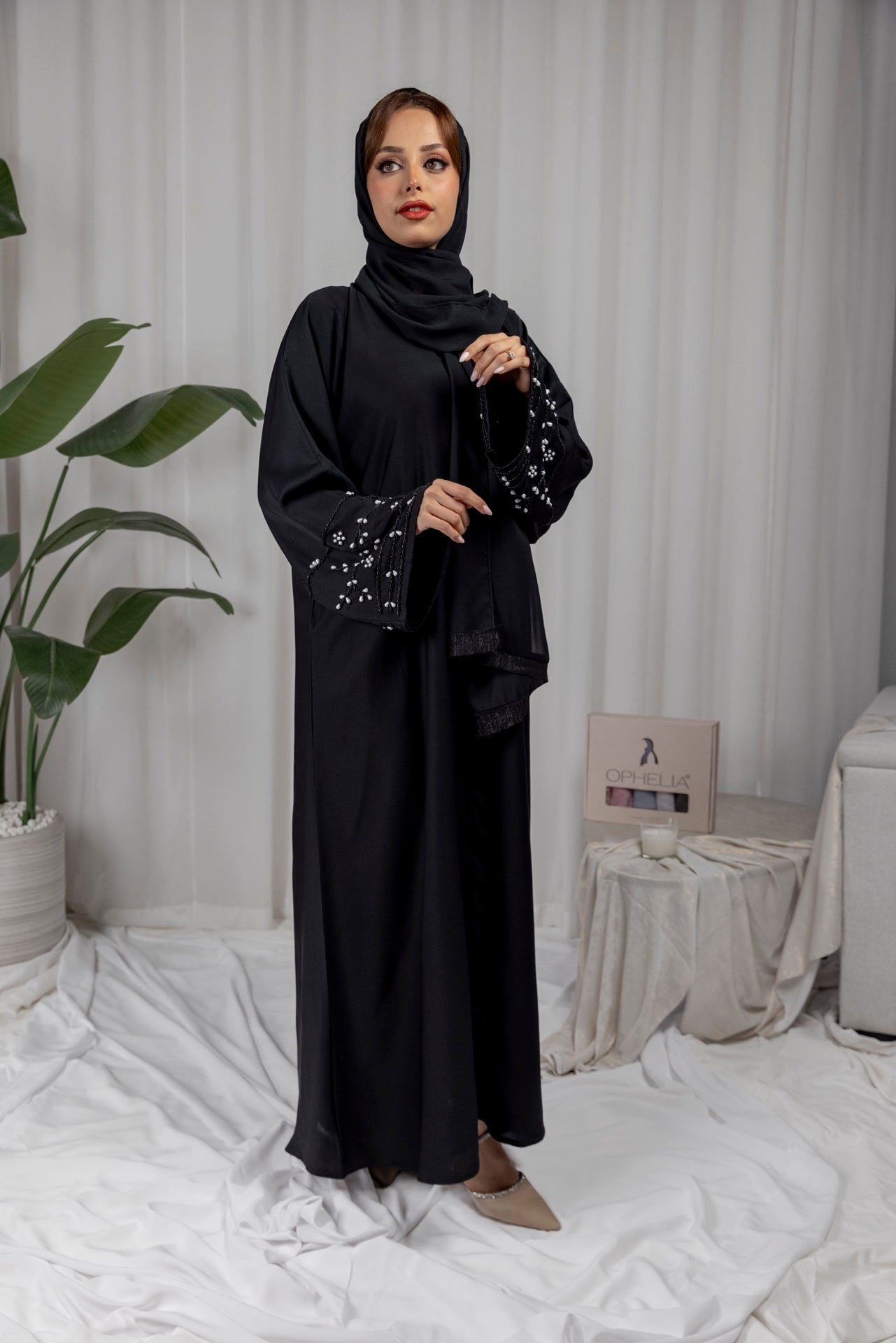 Nerida Abaya - Black