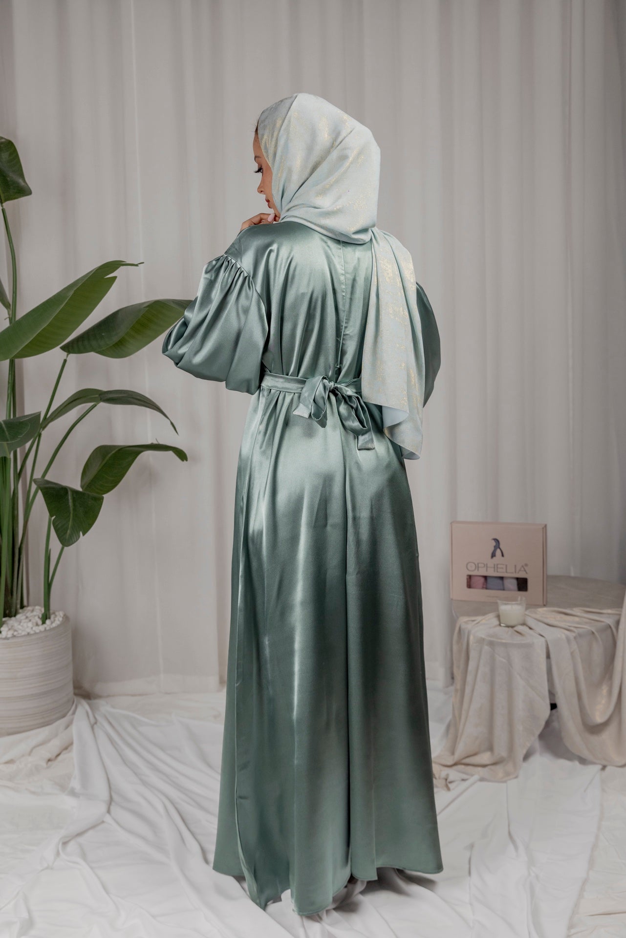 Faye Abaya = Green