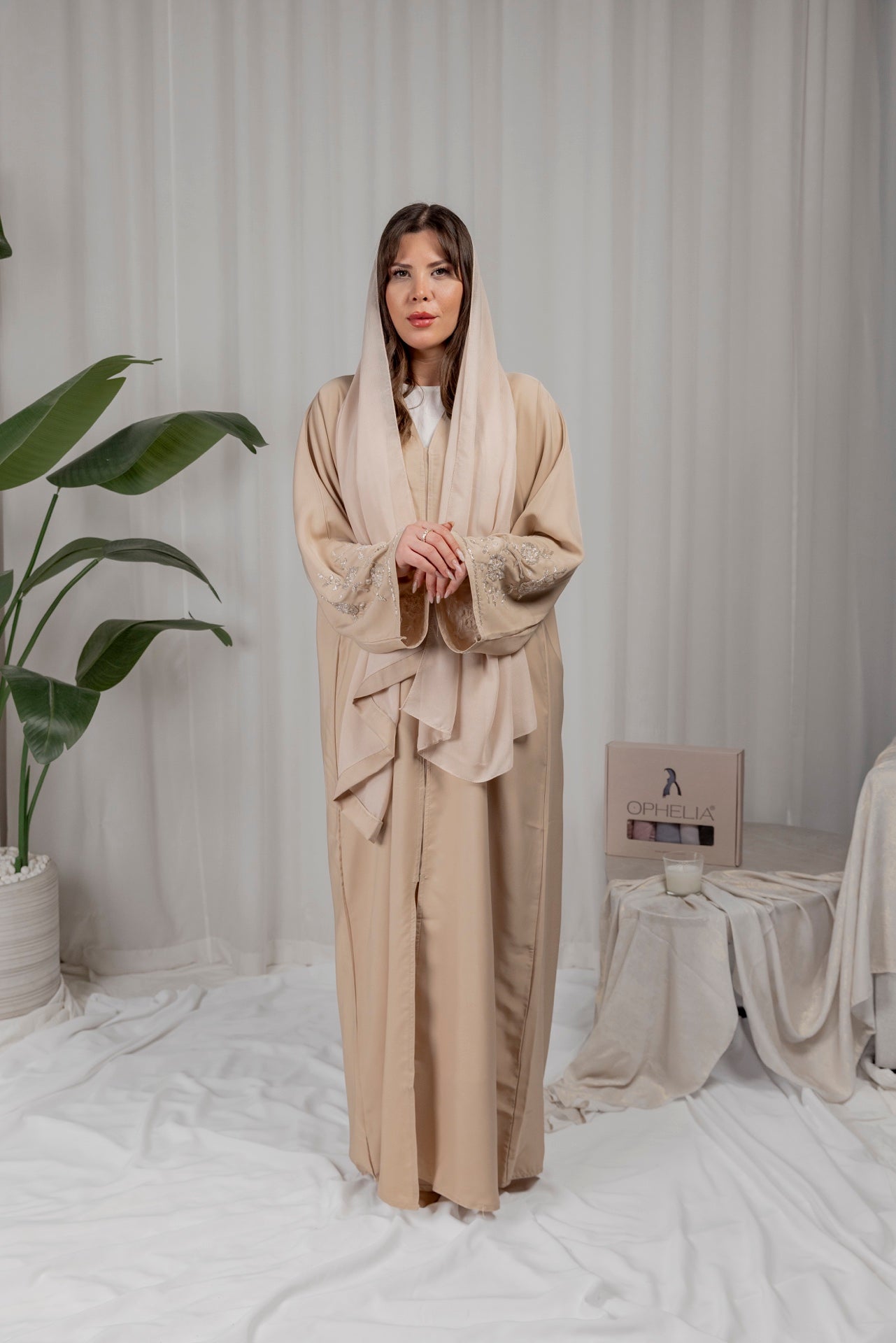 Maia Abaya - Beige