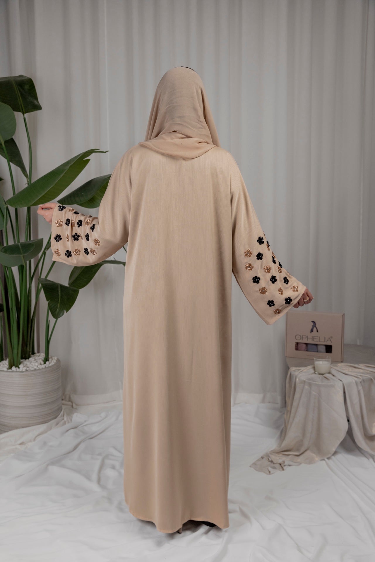 Elara Abaya - Beige