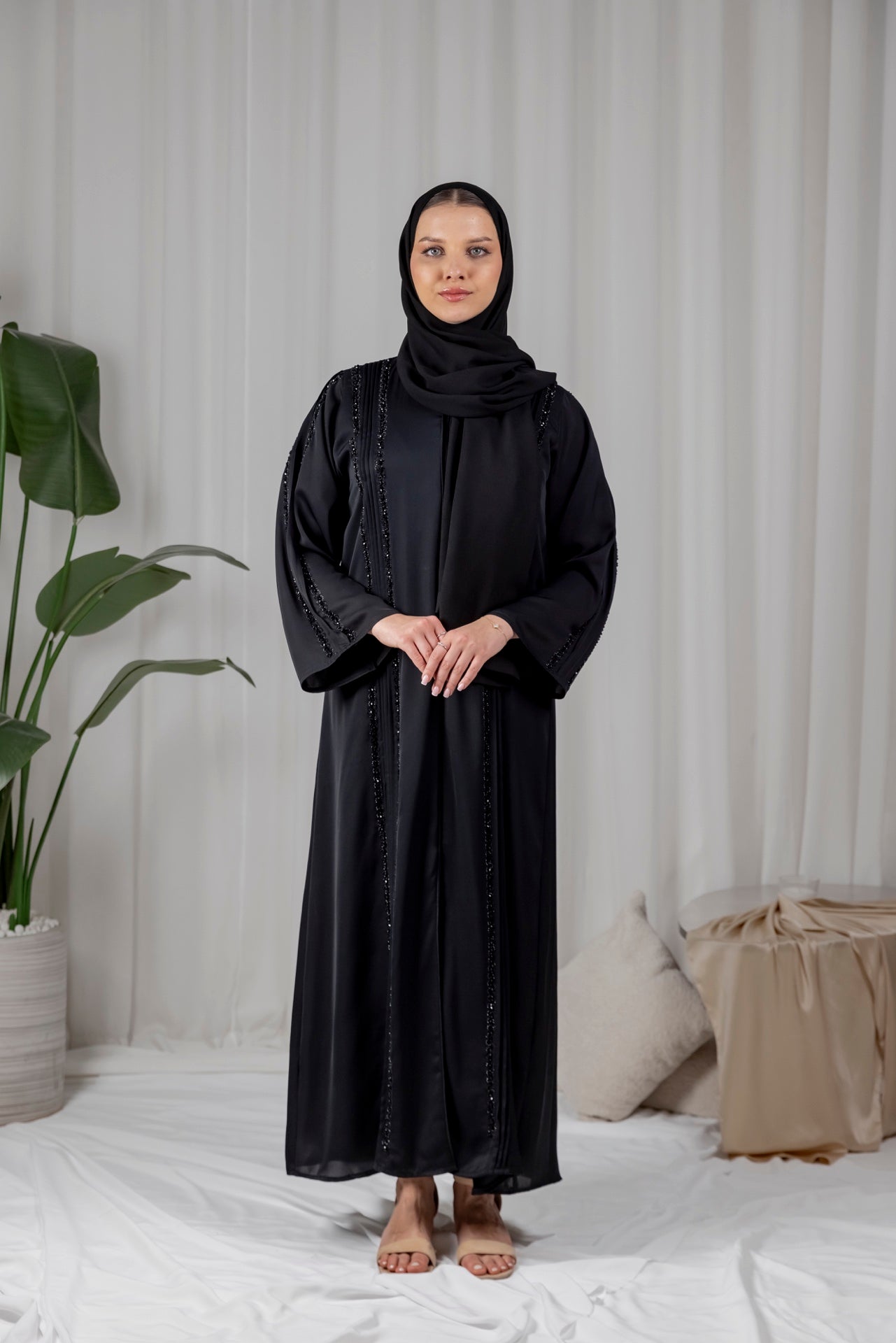 Leen Abaya - Black