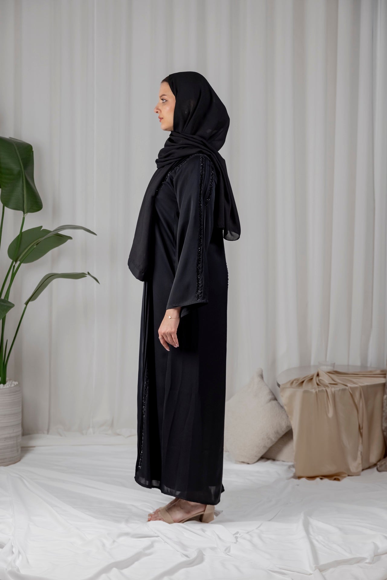 Leen Abaya - Black