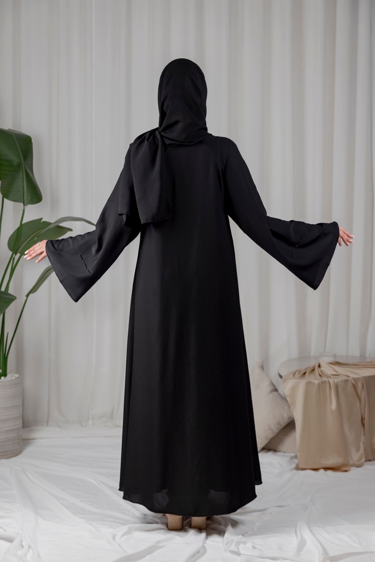 Afnan Abaya - Black