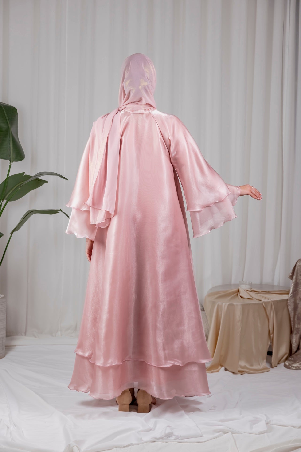 Dreamy Abaya - Rose Pink