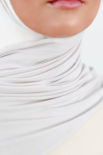 Bild in den Galerie-Viewer laden, VELA JERSEY | WEICHE CREME
